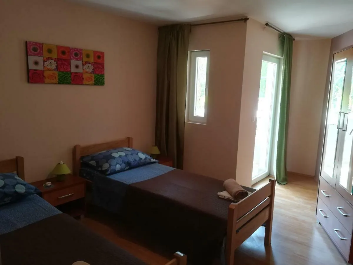 Apartments Vito Nin