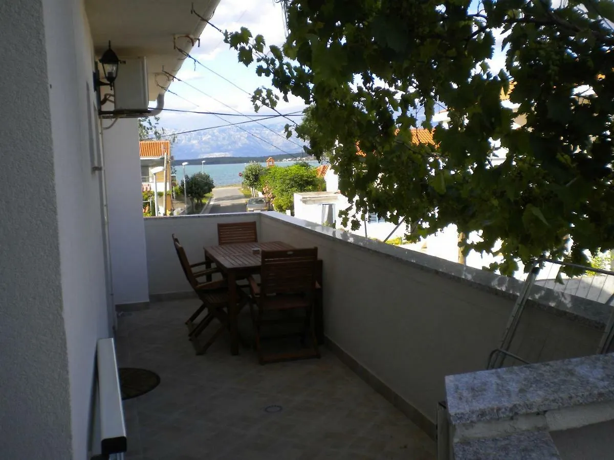 Apartments Vito نين