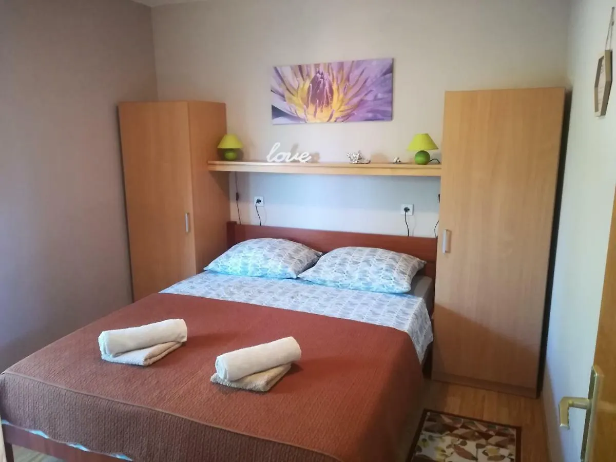 Apartments Vito نين