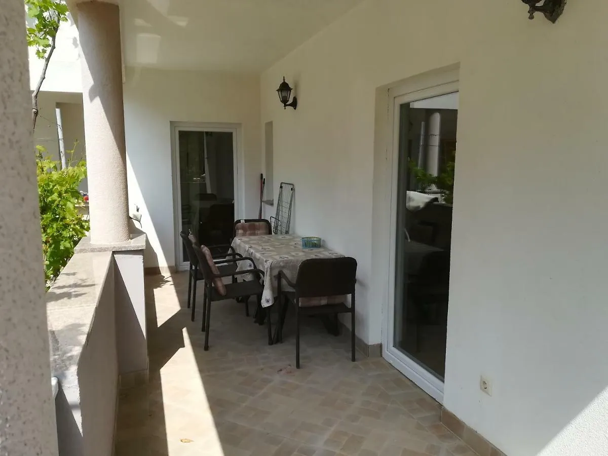 Apartments Vito نين